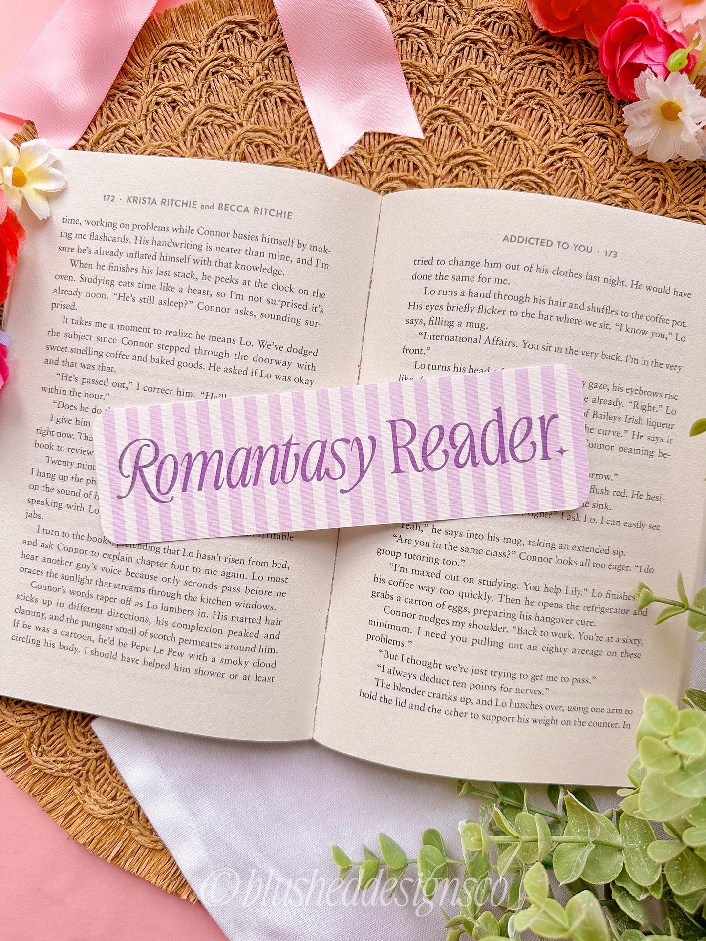 Romantasy Reader Linen Bookmark