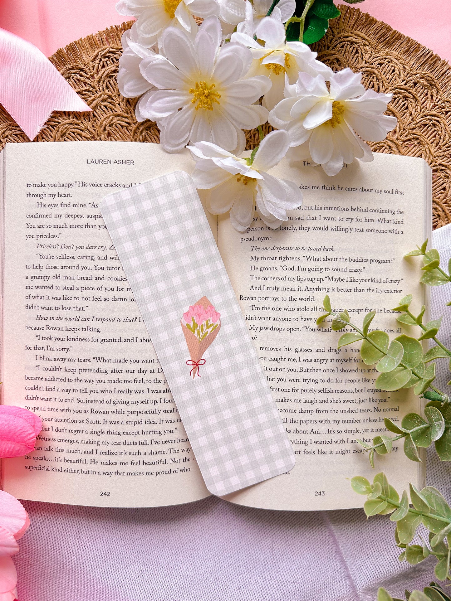 Tulip Bouquet Linen Bookmark