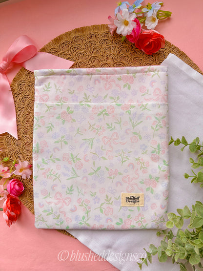 Vintage Florals & Bows Large Book Sleeve