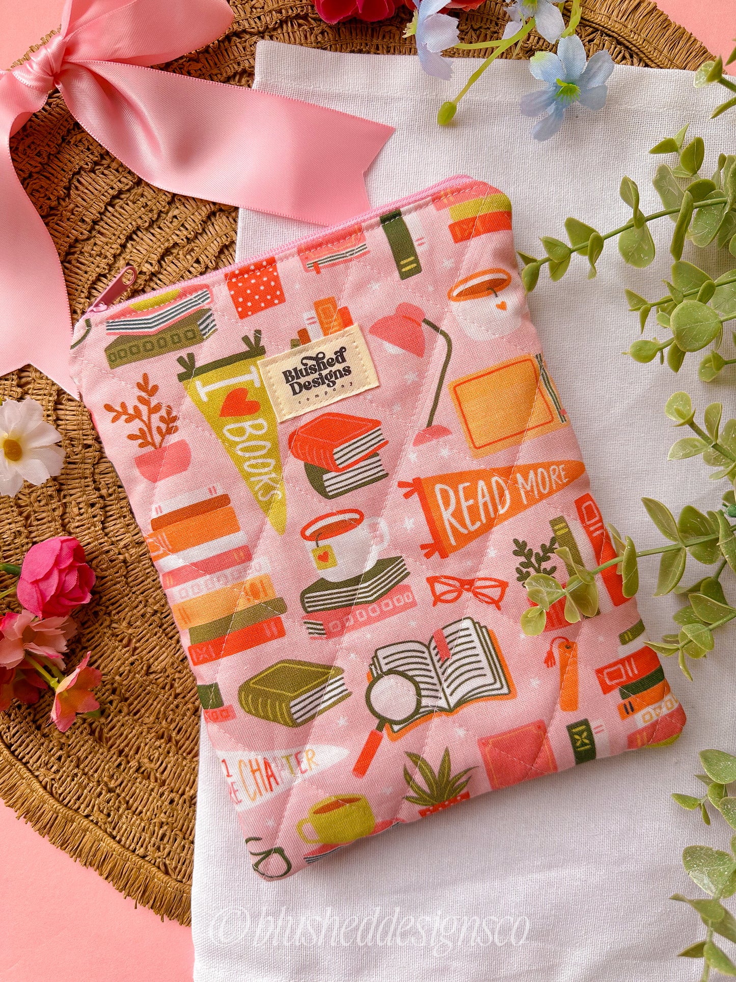 Literary Lover E-Reader Sleeve