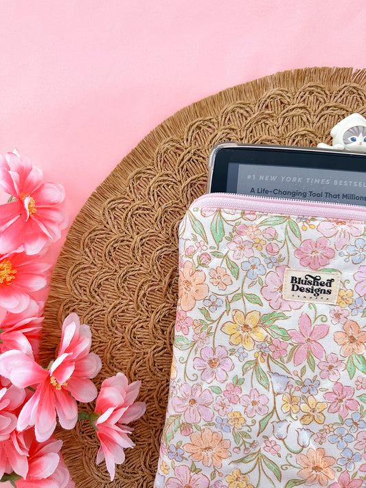 Bloom E-Reader Sleeve