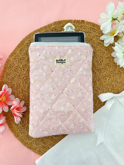 Camille E-Reader Sleeve