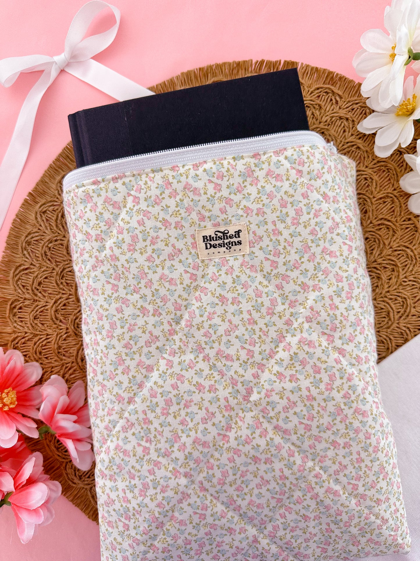 Willa Book Sleeve
